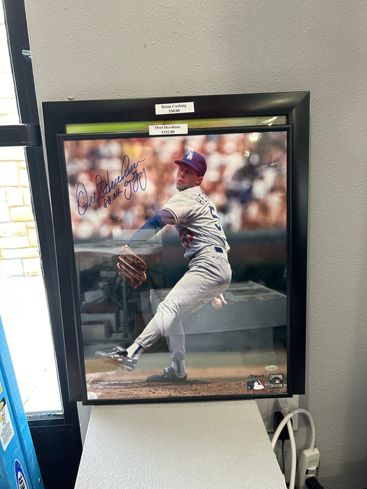 Orel Hersheieser Los Angeles Dodgers Signed Baseball Autographed Photo