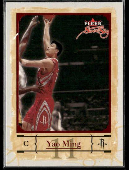 2004-05 Fleer Sweet Sig Yao Ming #11