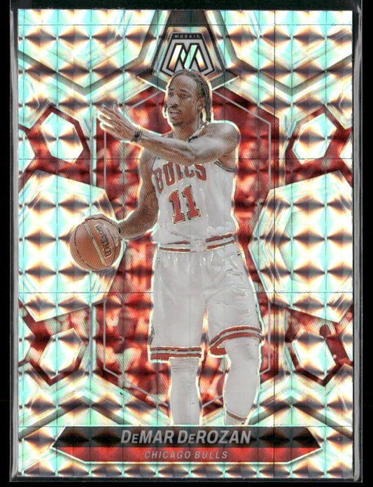 2023-24 Panini Mosaic Demar DeRozan #82 Silver Prizm