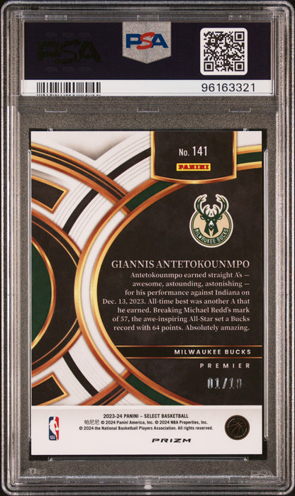 2023 Panini Select Giannis Antetokounmpo #141 Gold Cracked Ice /10 PSA 10